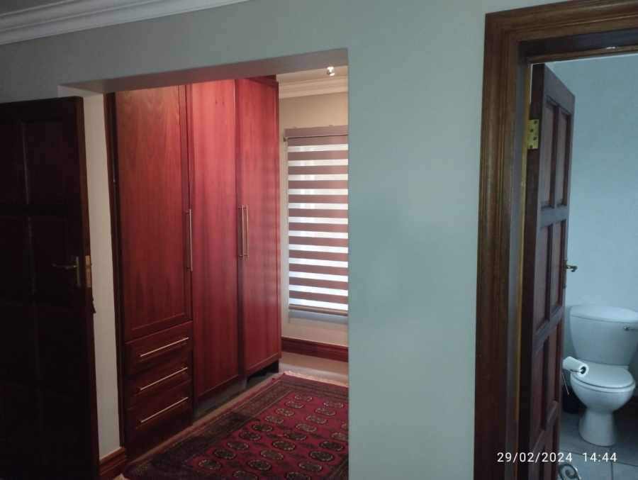 5 Bedroom Property for Sale in Cashan North West